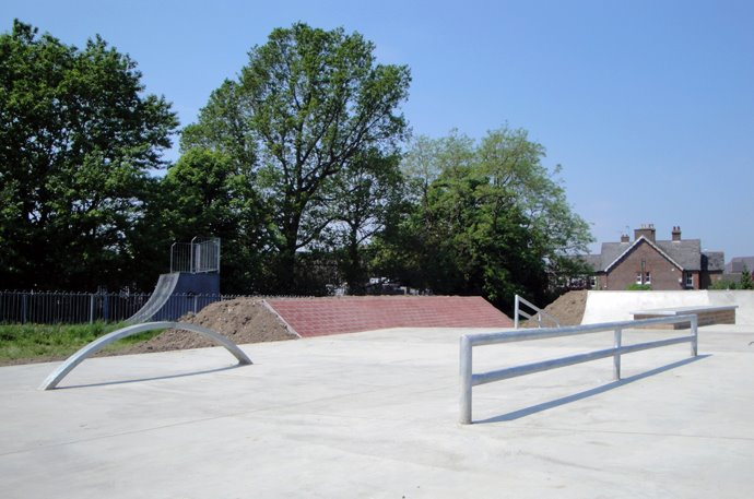 East Grinstead Skate Park 