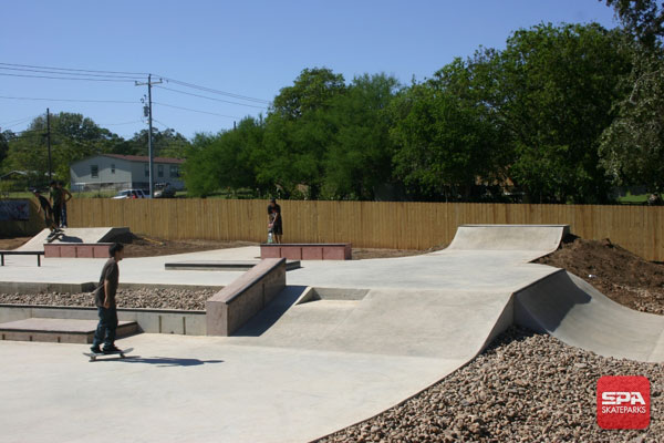Floresville Skate Park 
