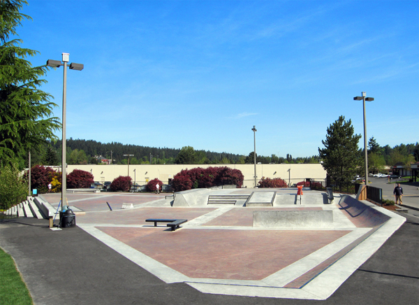 Highlands Skate Plaza