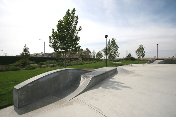Jurupa Skate Park 