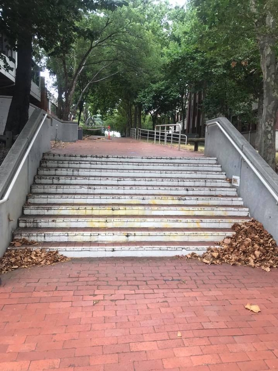 Uni Stairs 