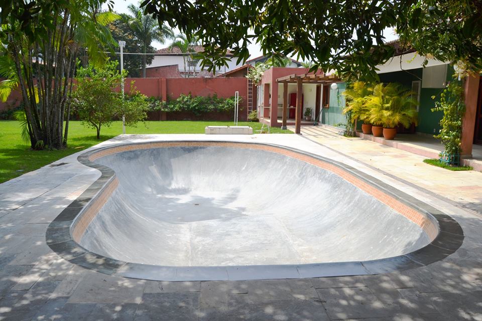 Private Backyard Pool Rio 