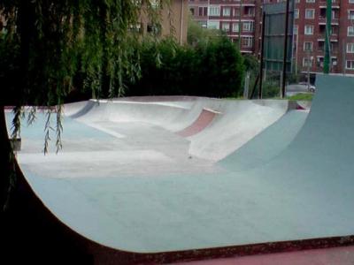 Las Arenas Skatepark